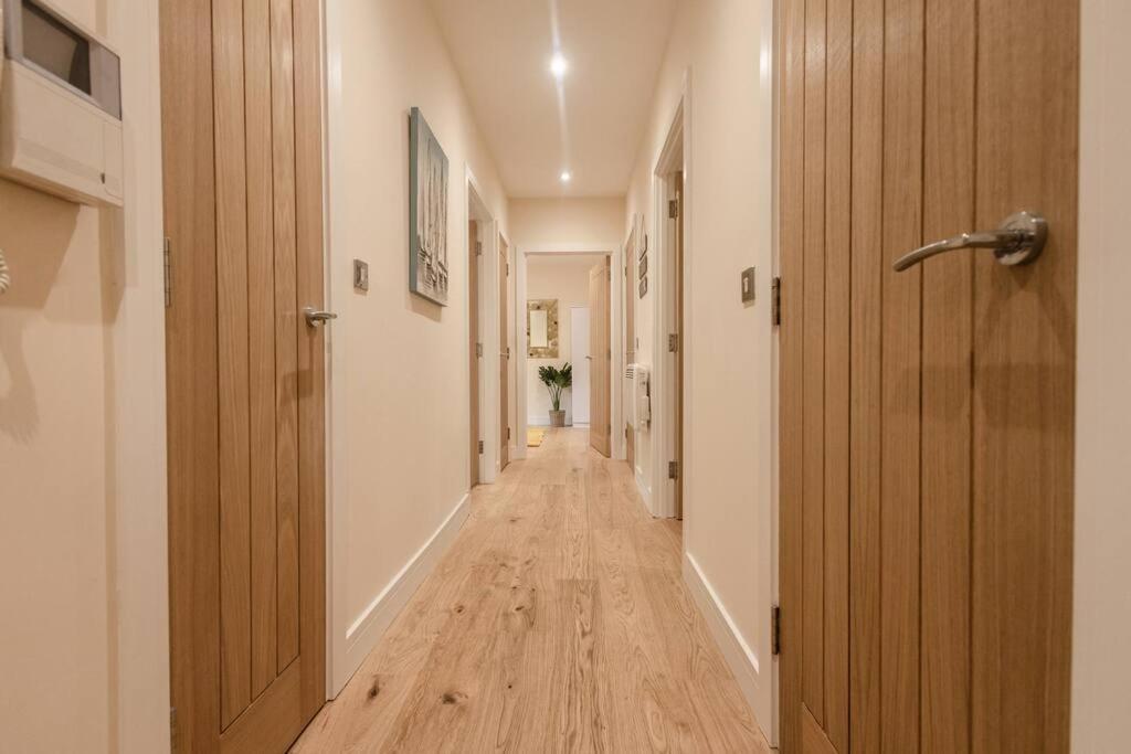 Ocean - 2 Bed Flat Sleeps 6 With Gym Access Leilighet Southampton Eksteriør bilde