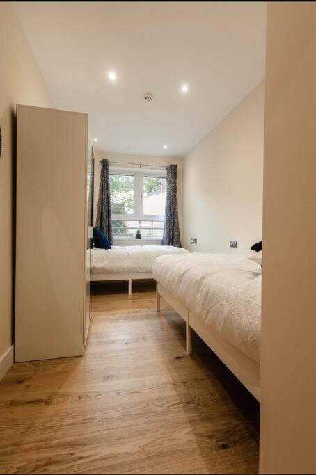 Ocean - 2 Bed Flat Sleeps 6 With Gym Access Leilighet Southampton Eksteriør bilde